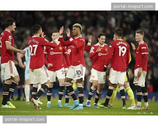 深度：对比拜仁与勒沃库森，两种不同风格的快速进攻发起模式